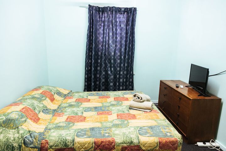 Room 3 of 41