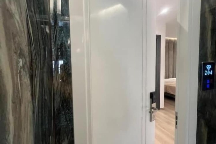 Room 60 of 191