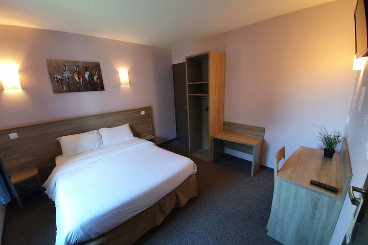 Room 13 of 55