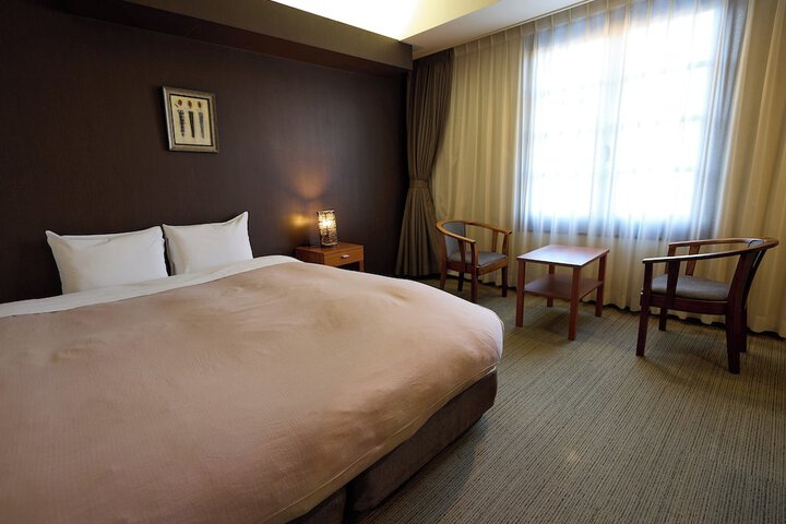 Room 21 of 152