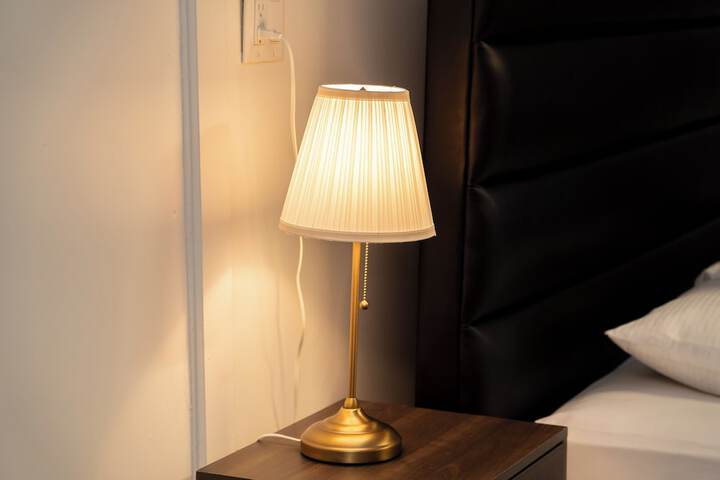 Room 13 of 61
