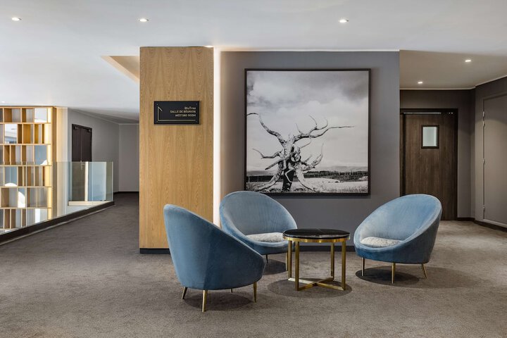 Lobby Entry