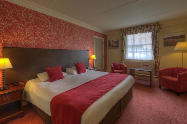 Room 3 of 66