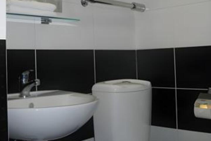 Room 20 of 23