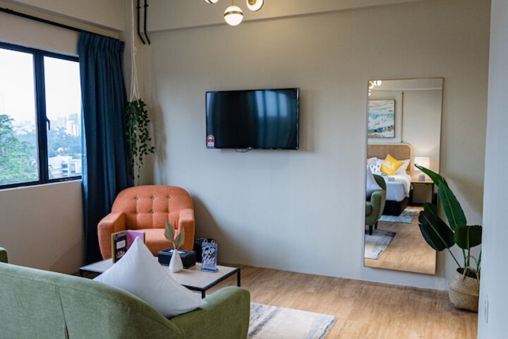 Room 35 of 105