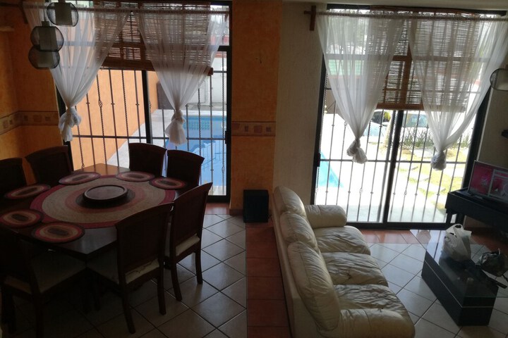 Room 4 of 13