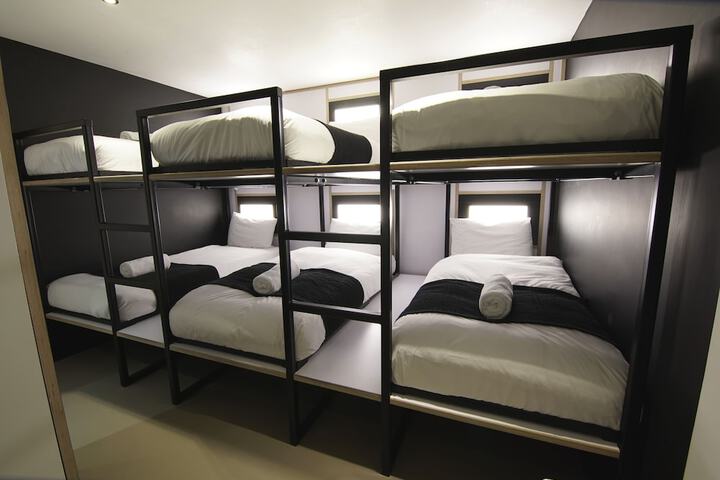 Room 40 of 71