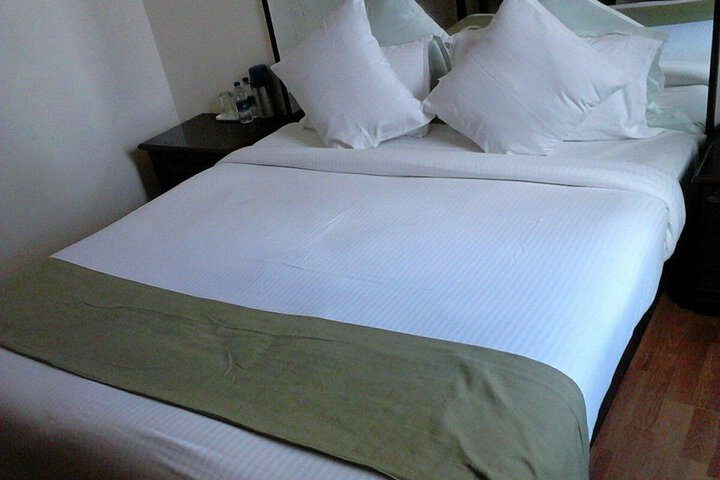 Room 3 of 29