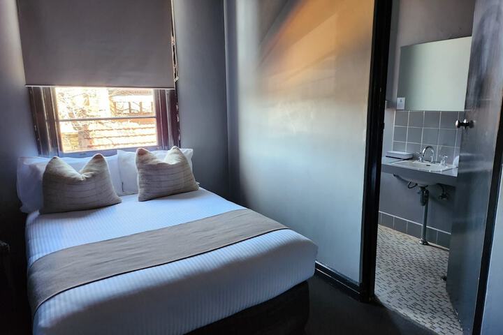 Room 19 of 30