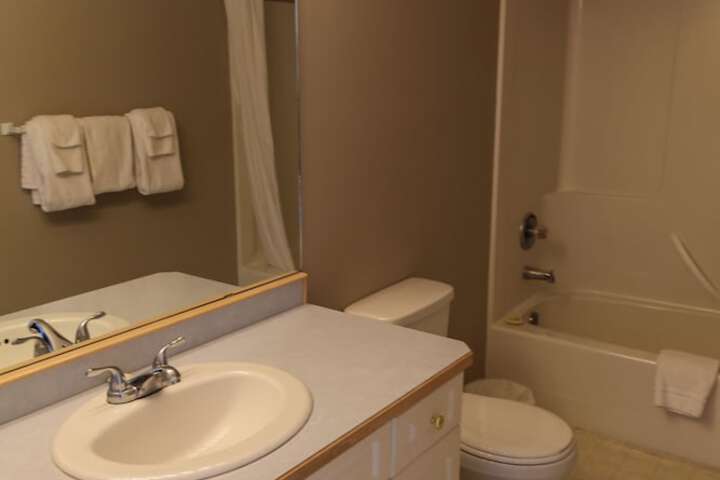 Room 132 of 176
