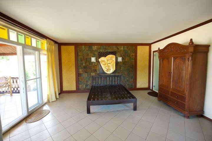 Room 8 of 51