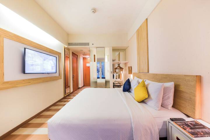 Room 27 of 168