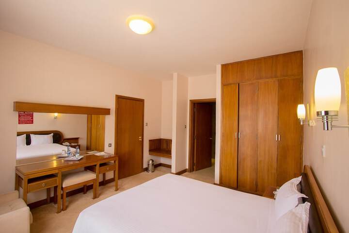 Room 5 of 46