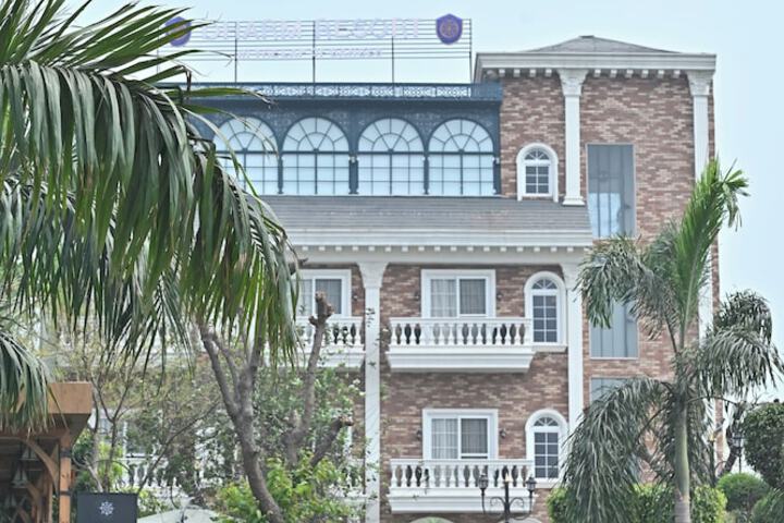Hotel 138 of 161