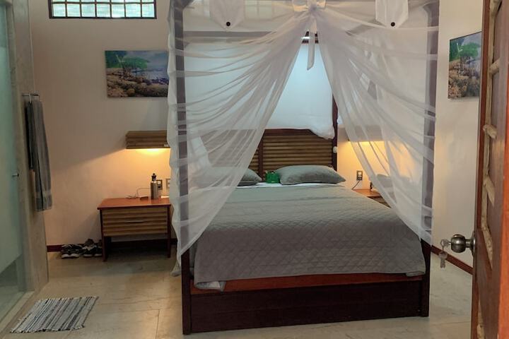 Room 18 of 85