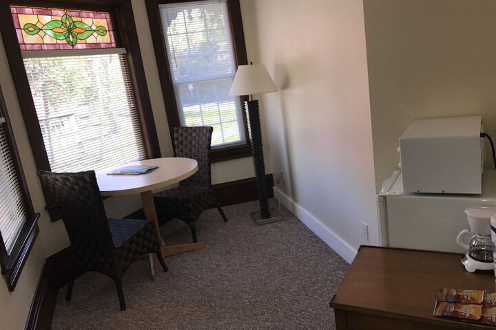 Room 74 of 146