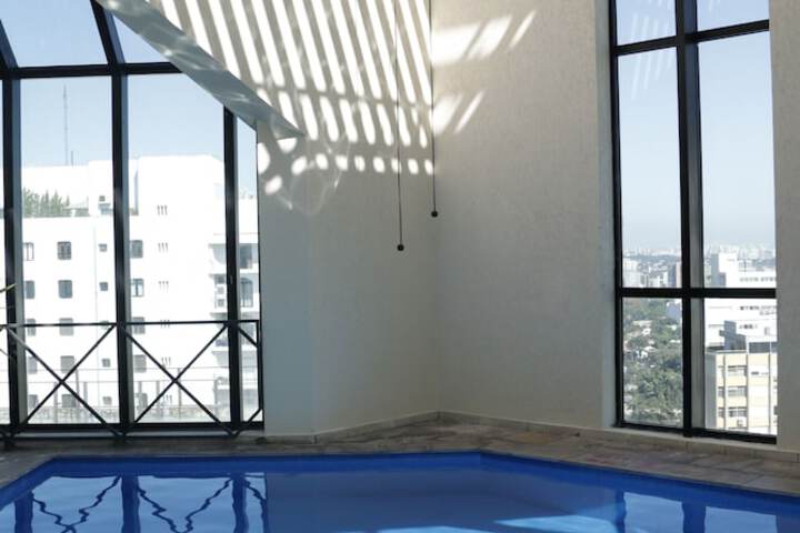 Pool 107 of 143