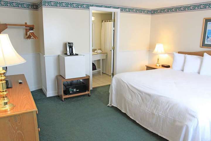 Room 6 of 173