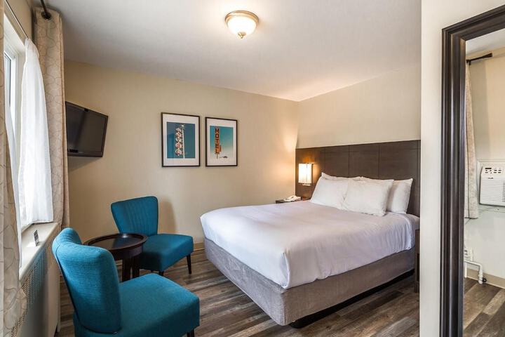 Room 14 of 38