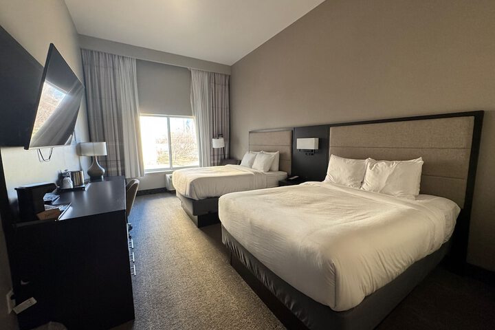 Room 12 of 22