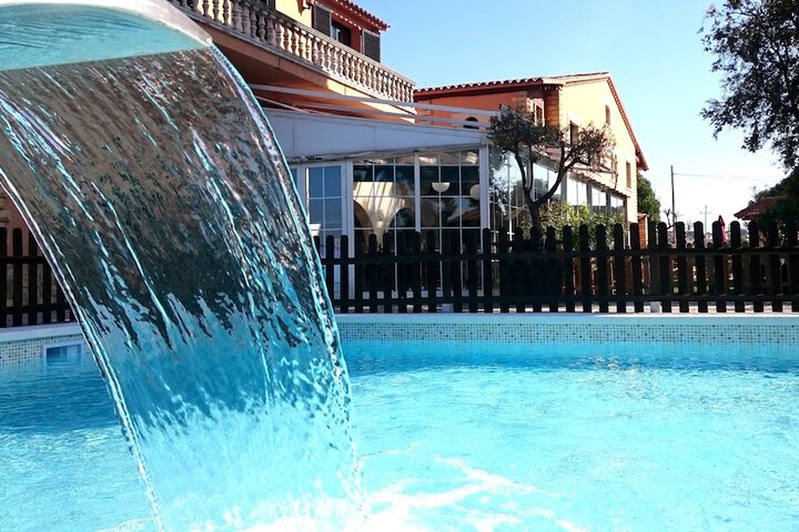 Hotel with Pool
