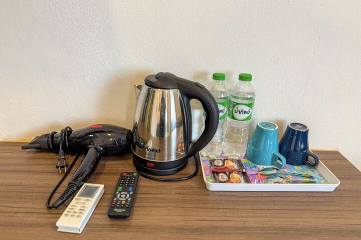 Breakfast/Coffee Service 26 of 45