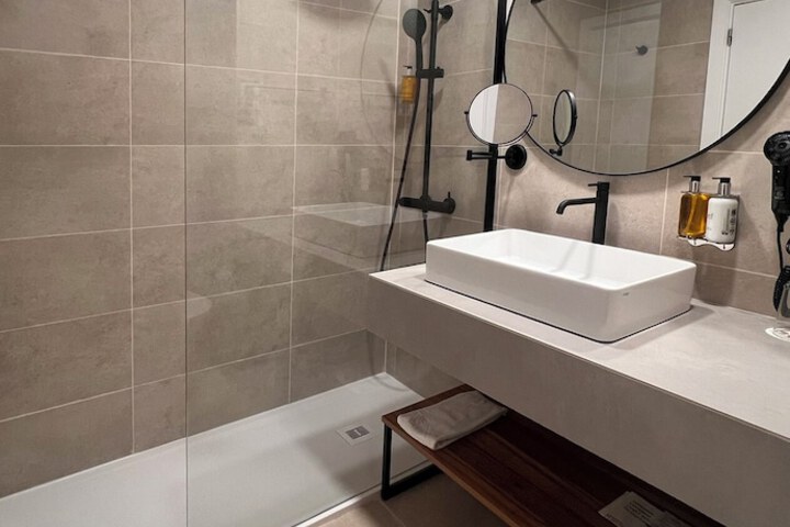 Bath Photo