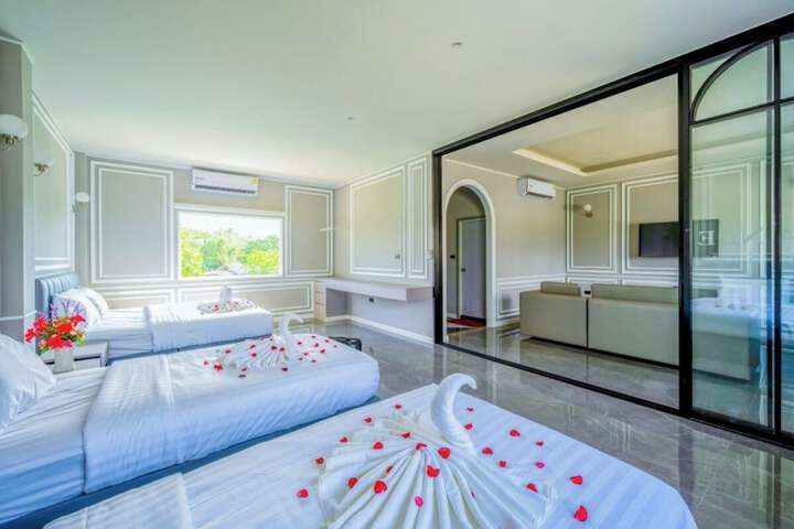 Room 17 of 50