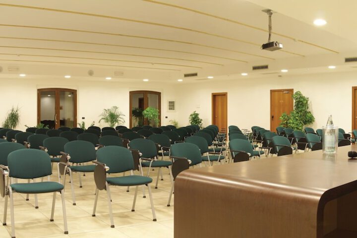 Meeting 19 of 33