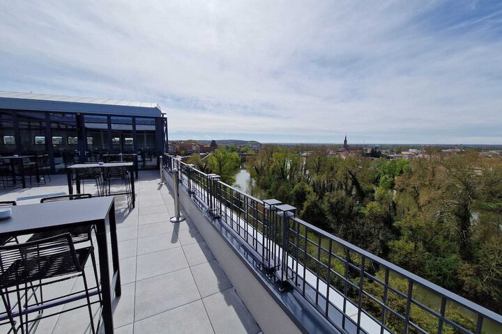 Terrace/Patio 16 of 40