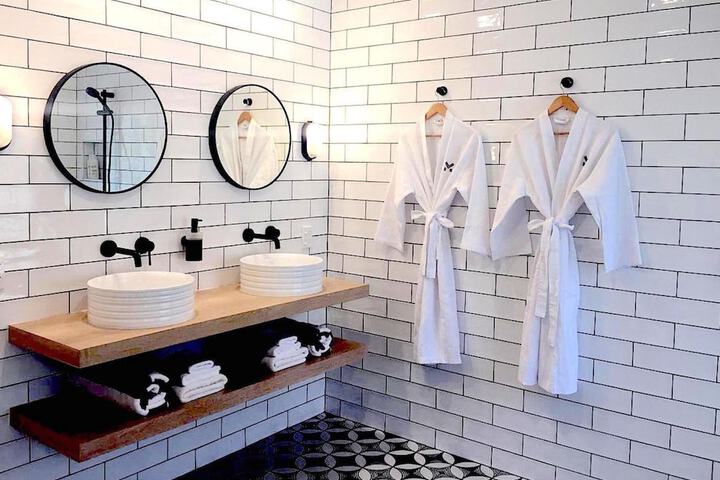 Bathroom Interior Photo