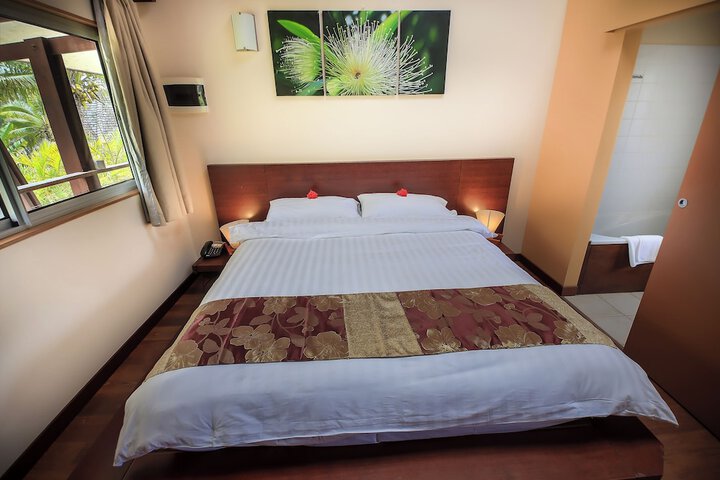 Room 7 of 38