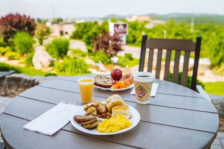Breakfast/Coffee Service 48 of 61