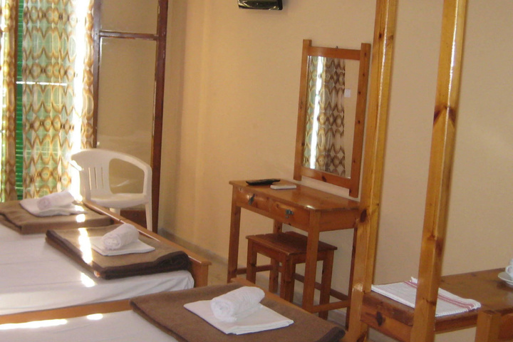 Room 2 of 17