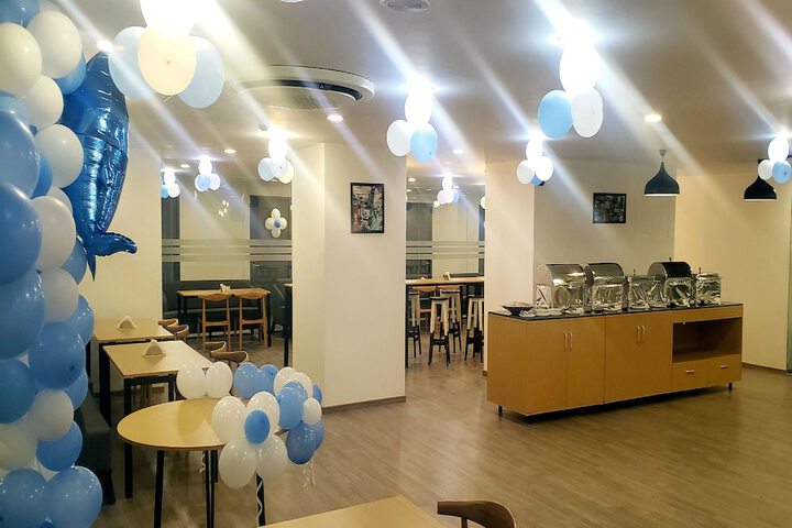 Dining 52 of 61