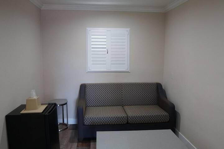 2 Queen Beds (17 of 17)