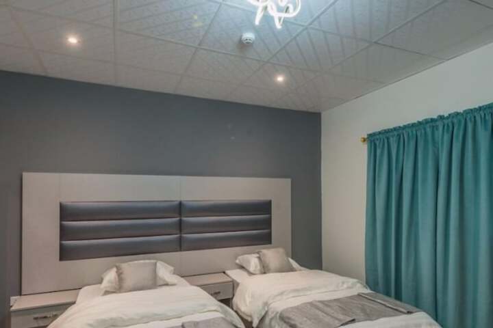 Room 13 of 51