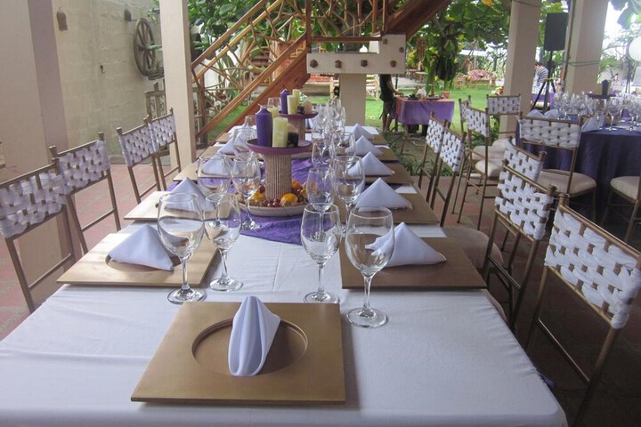 Dining 57 of 80