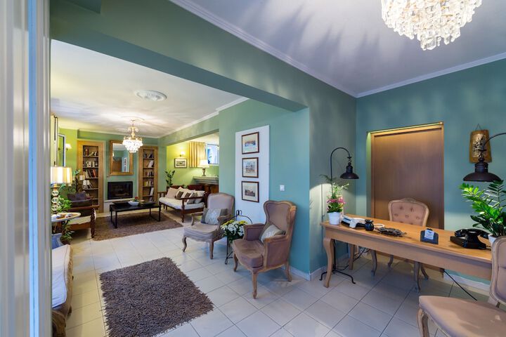 Ikaros Art Hotel
