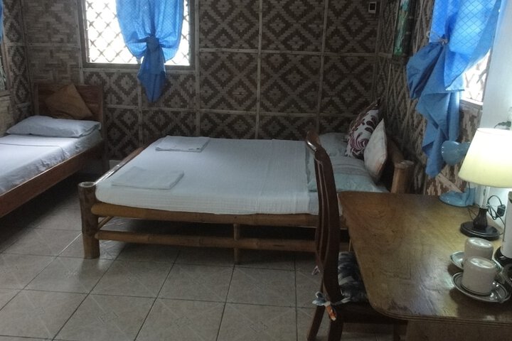 Room 7 of 85