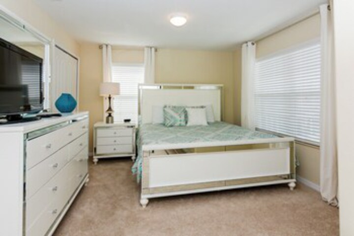 Room 51 of 68