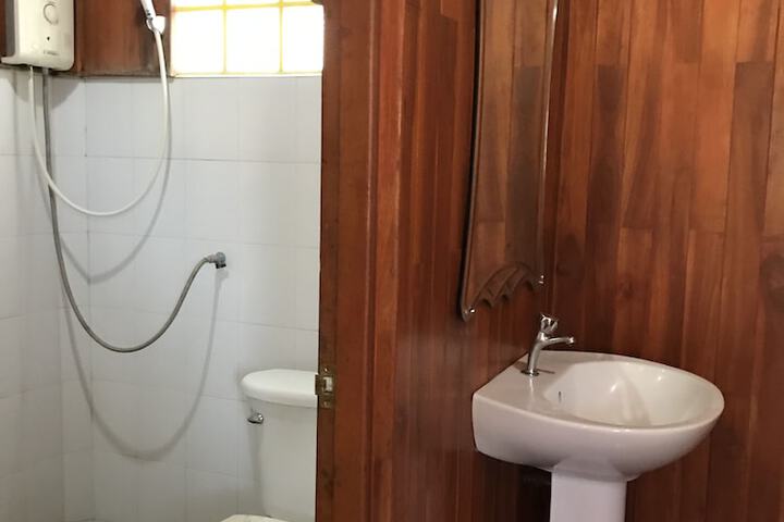 Room 15 of 18