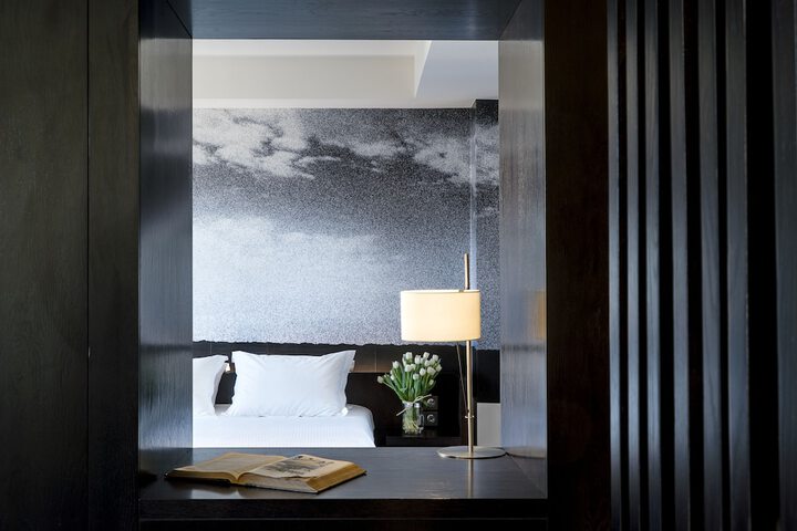 Room 11 of 72