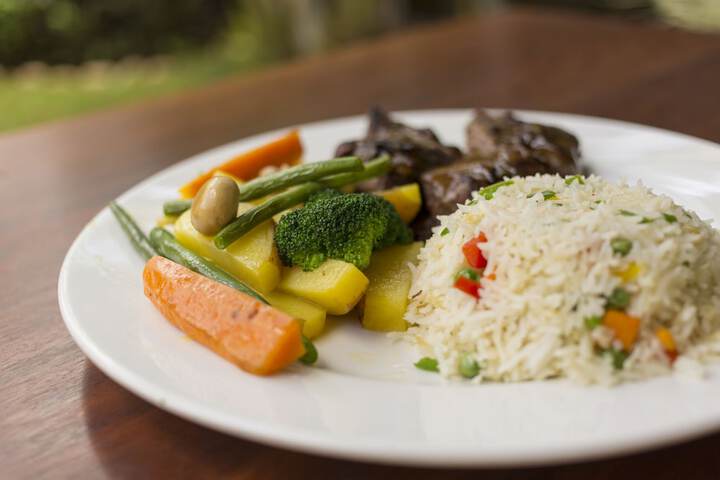 Dining 59 of 93