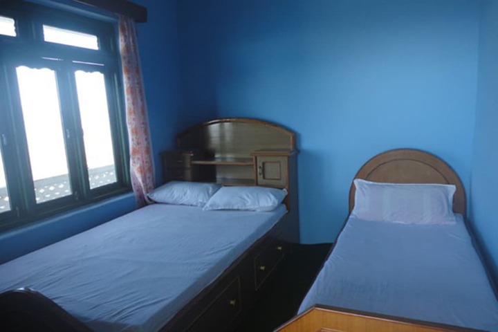 Room 3 of 18