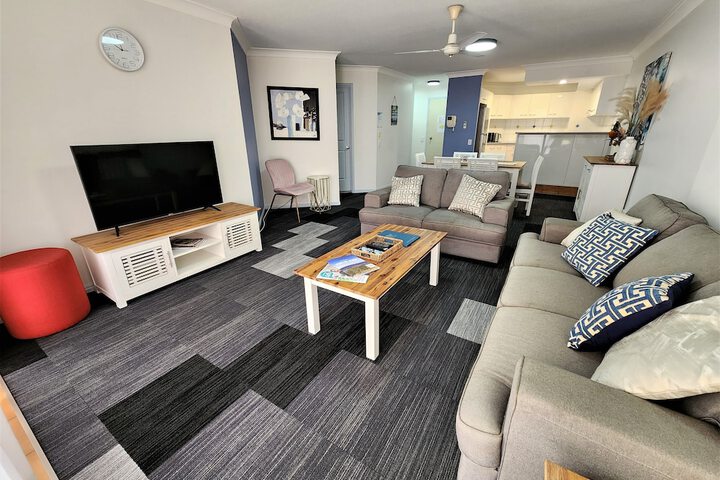 Room 93 of 161