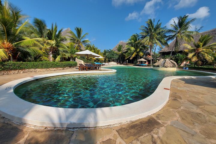 Pool 22 of 32