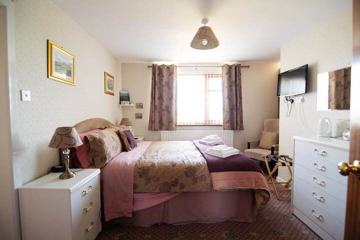 Room 12 of 20