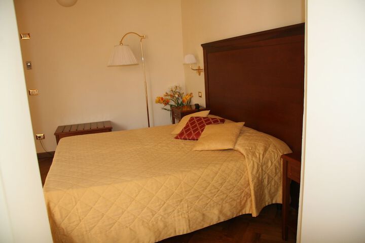 Room 3 of 22