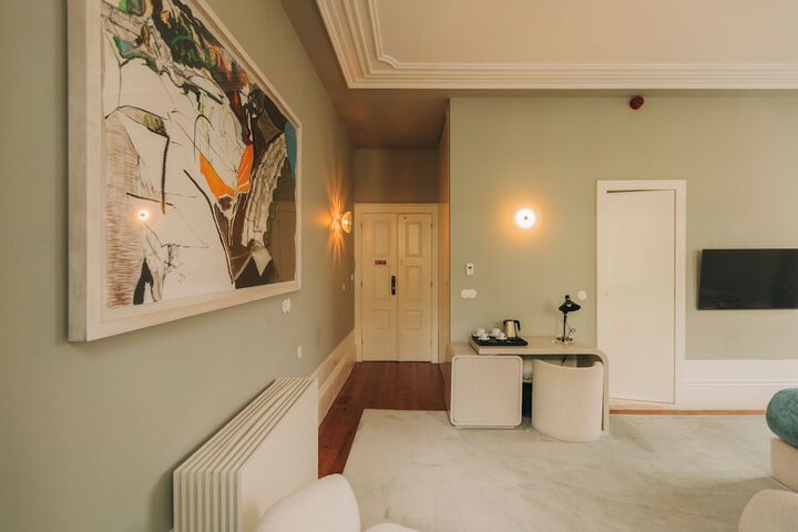 Room 57 of 147